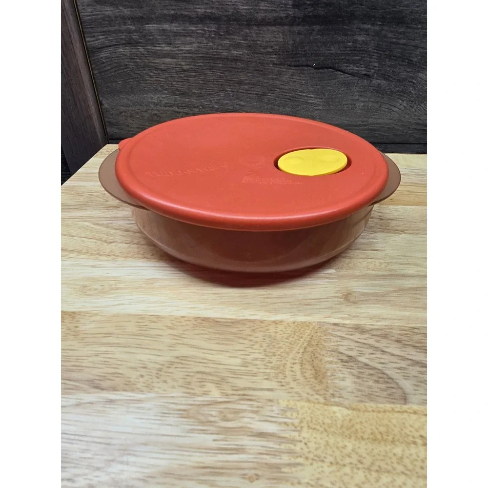 Tupperware Rock N Serve 800ml 3.25 Cup Microwave Orange Amber Round 3703A-1